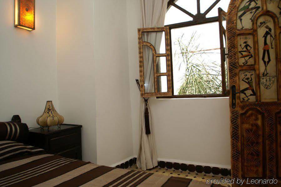 Hotel Riad Bab Esauira Habitación foto